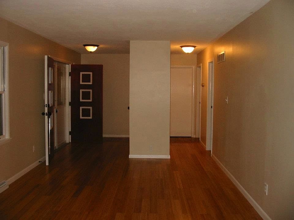 2nd image of 331 Dorsey Ave