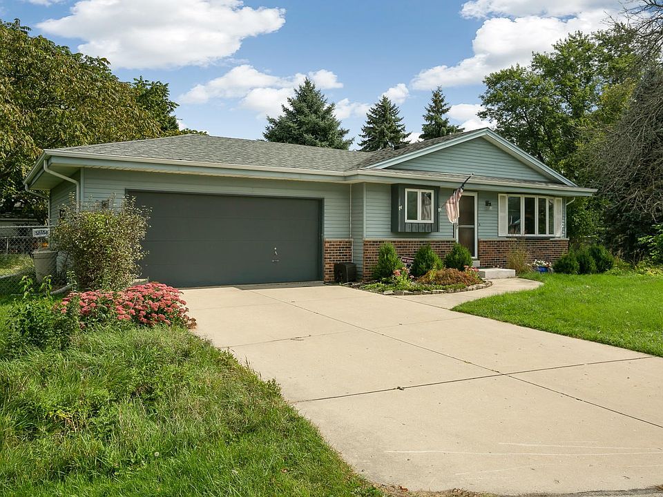 2139 Riviera Dr Mount Pleasant-large-003