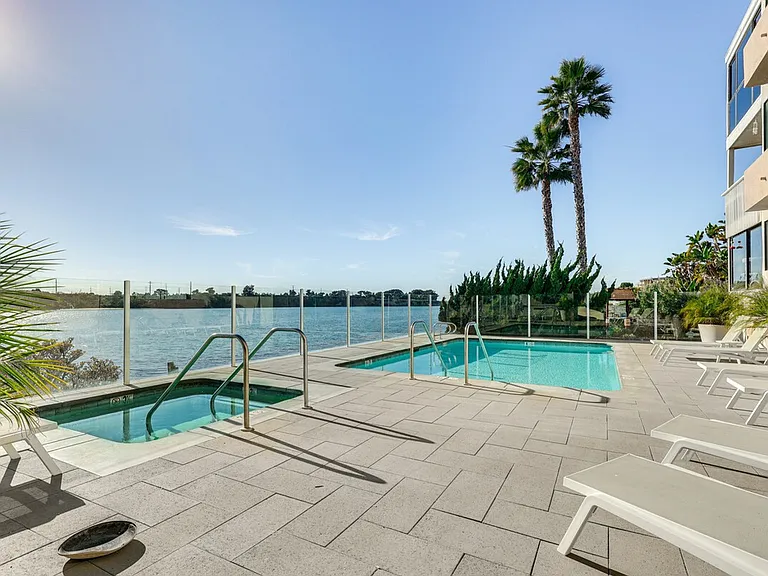 4513 Cove Dr #ID1308070P — Photo 7