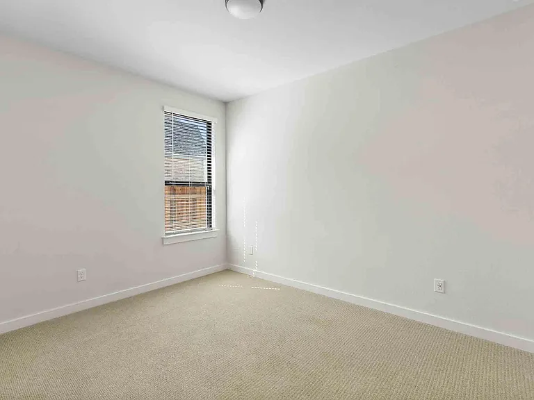 220 Basket Flower Loop — Photo 29