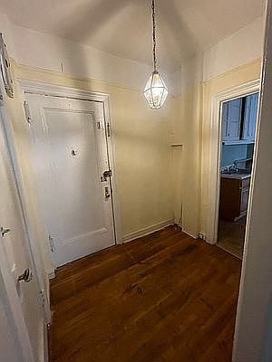 5th image of 581 Academy St #33F