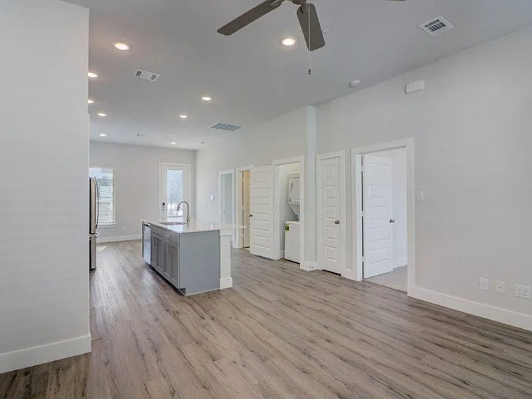 2501 Ascension Blvd — Photo 13