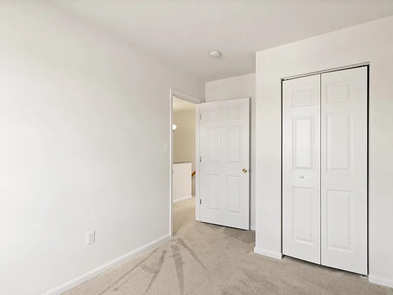 293 Kirby St — Photo 30