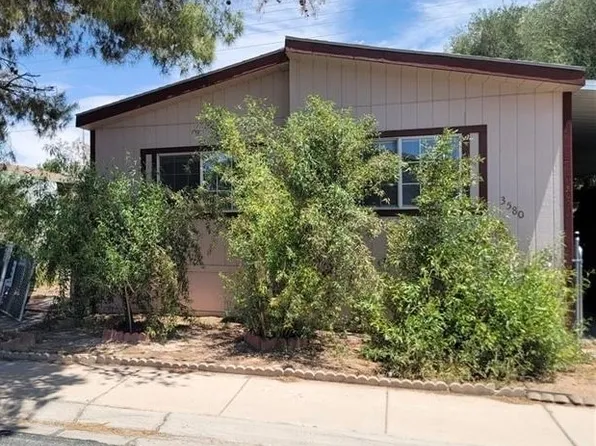 3580 Lost Hills Dr, Las Vegas, NV 89122