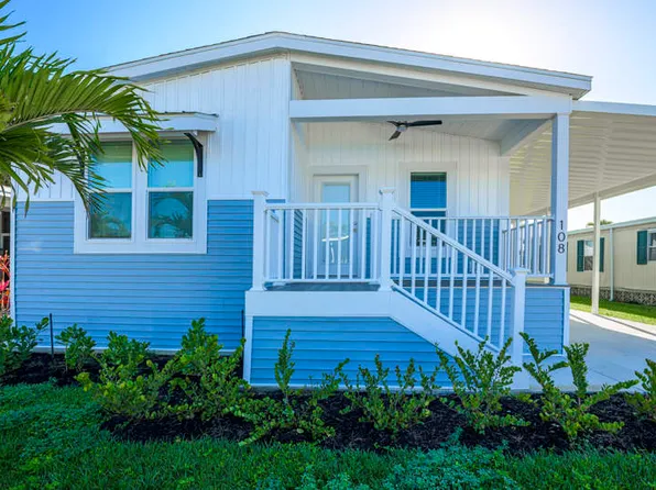 108 Queen Palm Dr, Naples, FL 34114