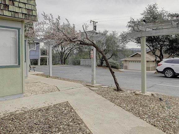 2nd image of 19096 Dyer Ct #276-5