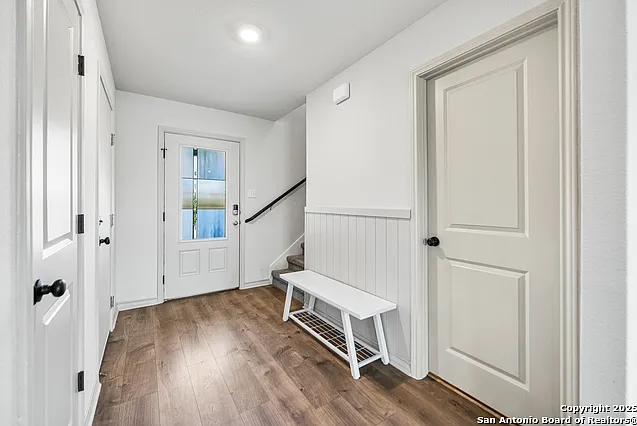 3 bed, 2.5 bath, 2253 sqft, $2,250 — Photo 4