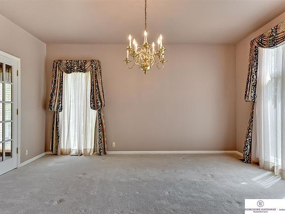 5th image of 13006 Seward St