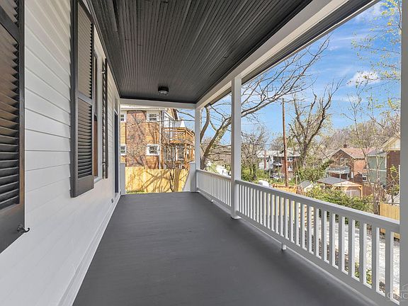 3rd image of 3523 Vinecrest Pl