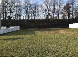 15 Preston Meadows St, Reedsville, WV 26547