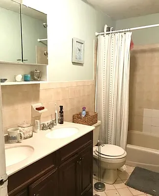 Rented by The Lichy Group, Inc. | media 16