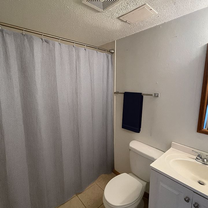 2nd image of 215 Baltimore St APT 5