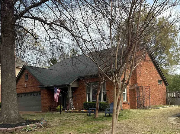 8830 Cedar Mills Cir, Cordova, TN 38016