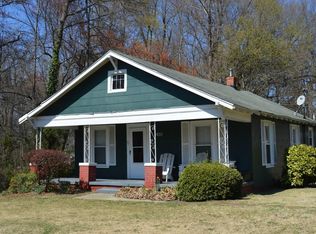 2906 W Vandalia Rd, Greensboro, NC 27407