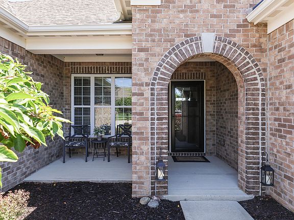 4th image of 10441 Oxer Dr