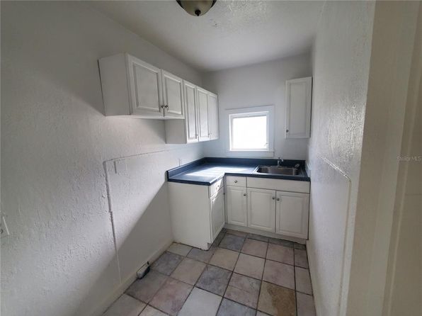 saint-petersburg-florida-81390388 picture