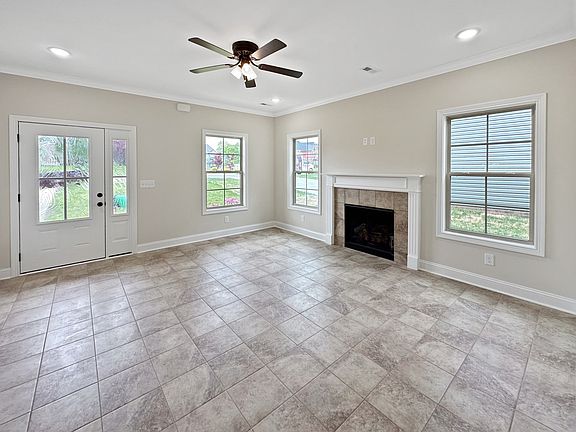 5th image of 1101 Henry Place Blvd