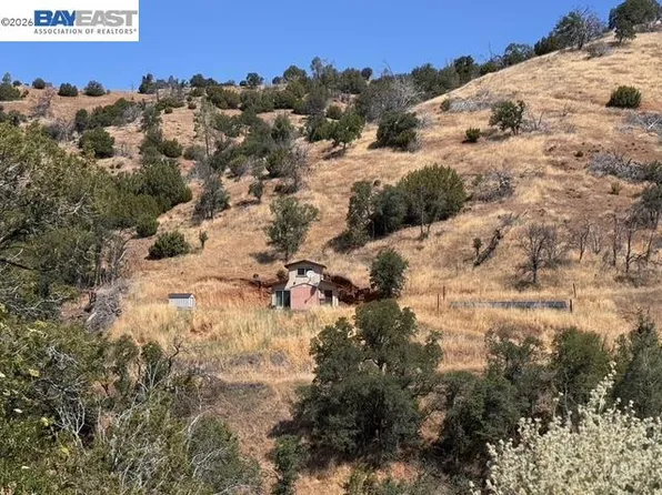 21810 Mines Rd, Livermore, CA 94550