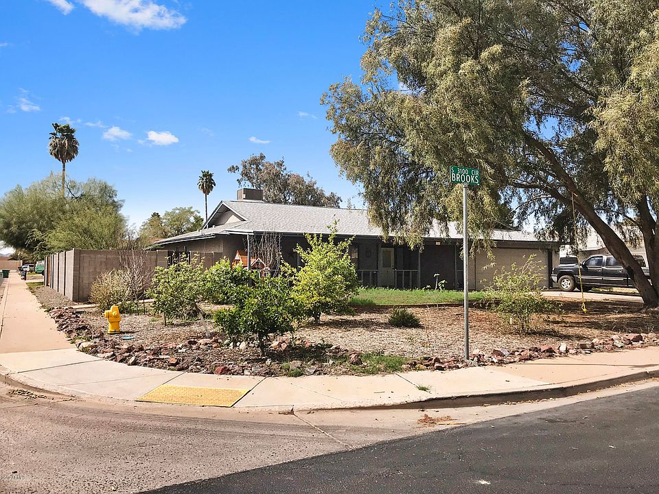 1st image of 3142 S Brooks Cir