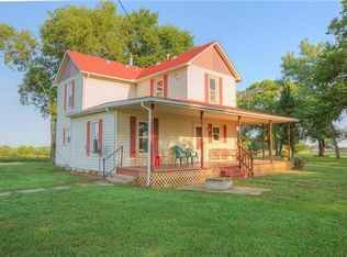 39803 E State Route 2, Garden City, MO 64747