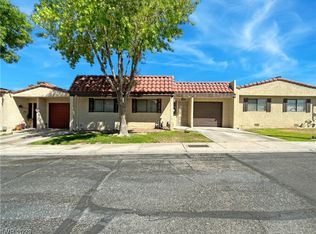 5572 Hobble Creek Dr, Las Vegas, NV 89120
