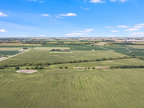 5th image of 1111 W Baker Rd