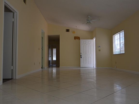 4th image of 2904 Quincy Ct