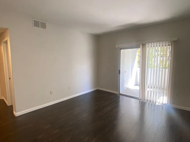 2615 W Gary Ave #2037 — Photo 4