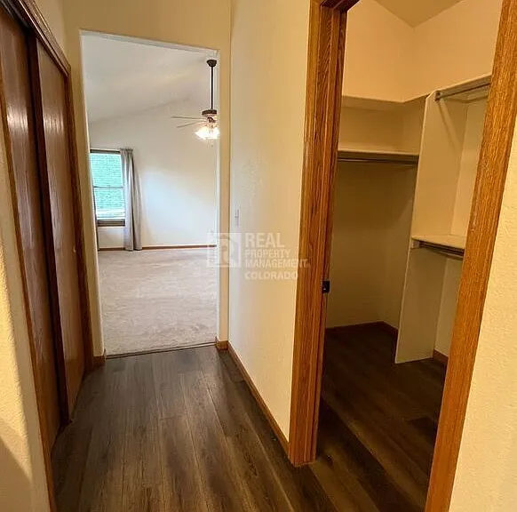 2511 Glendale Ct — Photo 20