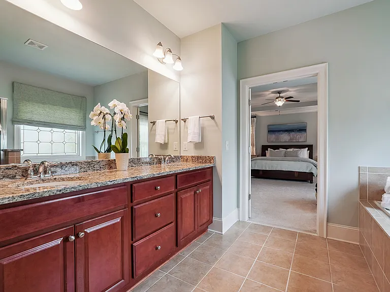 715 Saybeck Way — Photo 21