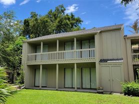 2204 Bahia Vista St