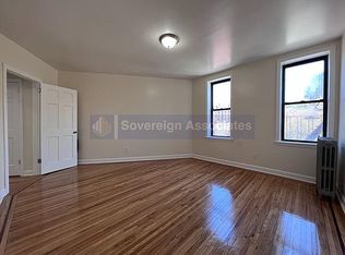 114 W 238th St #5P, Bronx, NY 10463