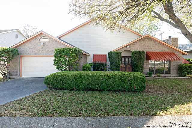 1st image of 3426 Wimbledon Dr