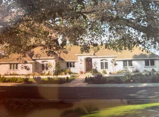 1015 Woodland Dr, Hillsborough, CA