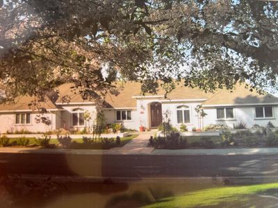 1015 Woodland Dr, Hillsborough, CA, 94010