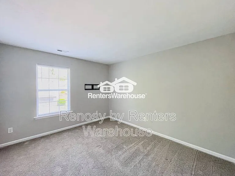 617 Lord Nelson Ct — Photo 26