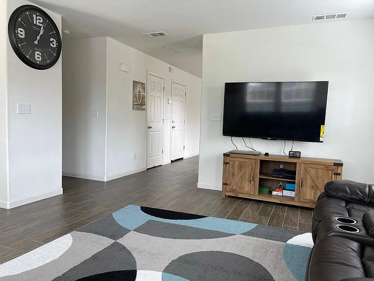4768 Sweeney Cir — Photo 11