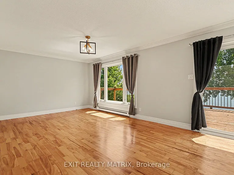 155 Ladouceur St — Photo 10