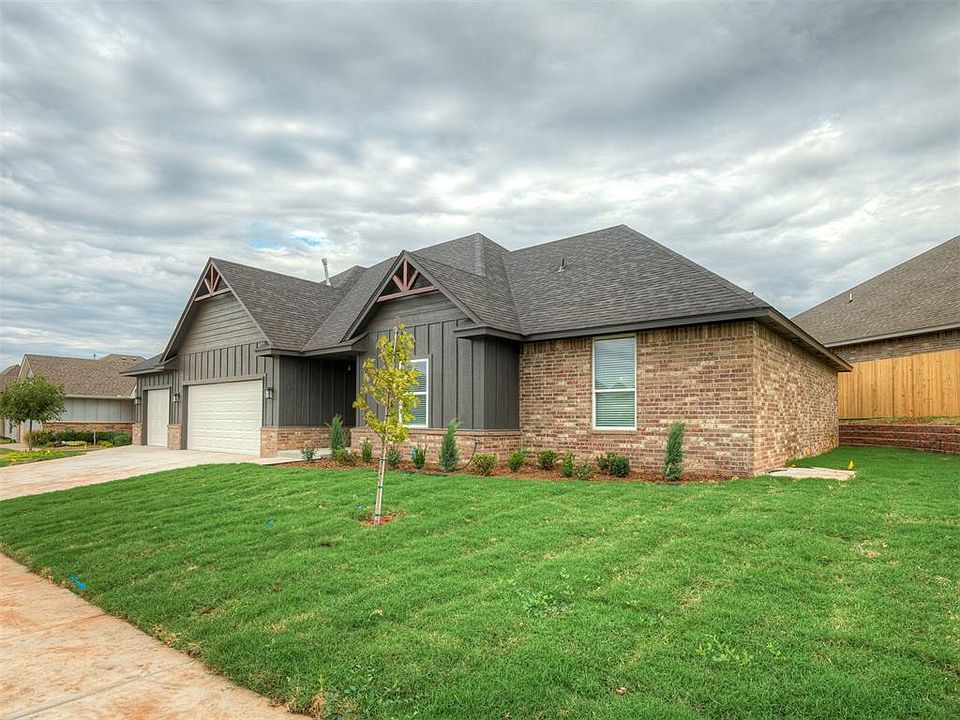 1st image of 15813 Langley Way