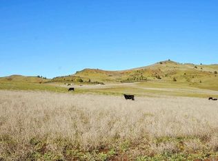 208 Deer Run Rd, Hornbrook, CA 96044