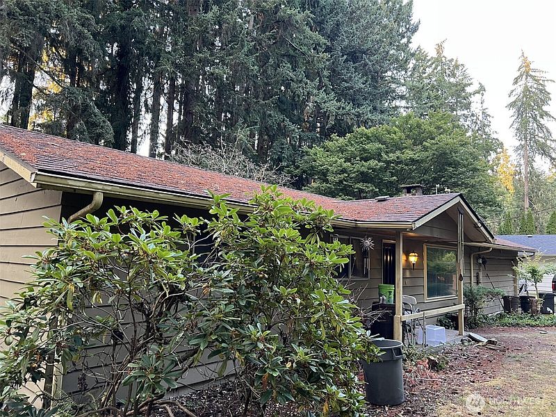 2nd image of 6928 20th Avenue SE