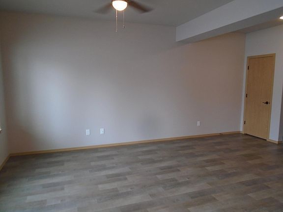 3rd image of 704 N 29th Ave #2
