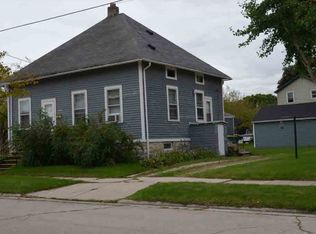1182 Day St, Green Bay, WI 54302
