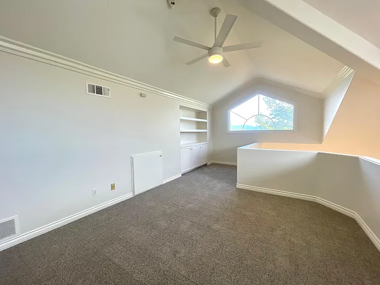 53 La Mirage Cir — Photo 12