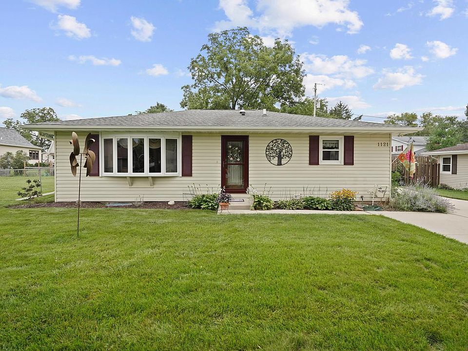 1st image of 1121 Jean STREET