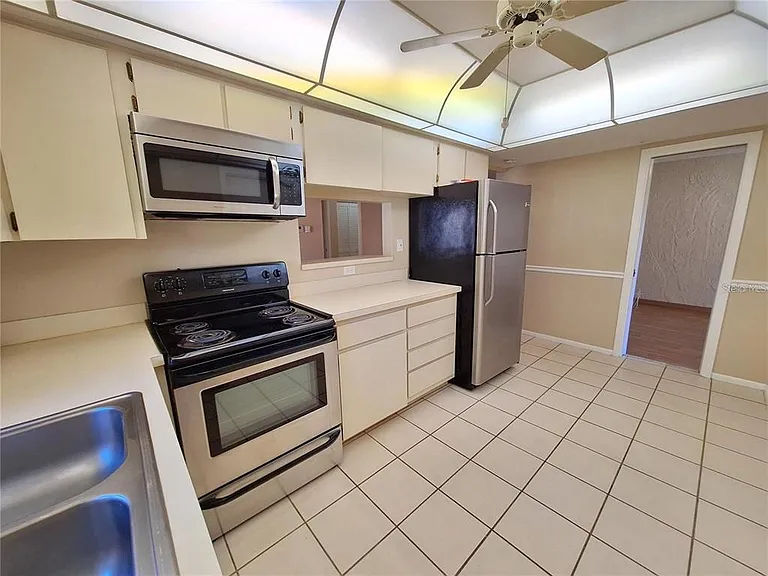 3462 Maclaren Dr — Photo 9