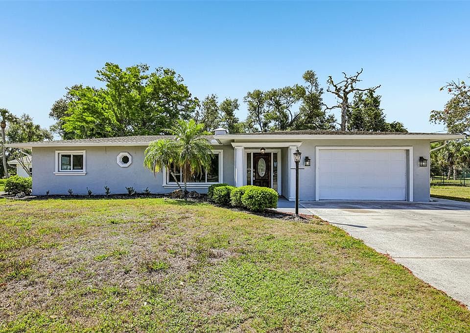 1st image of 209 Palm Ave