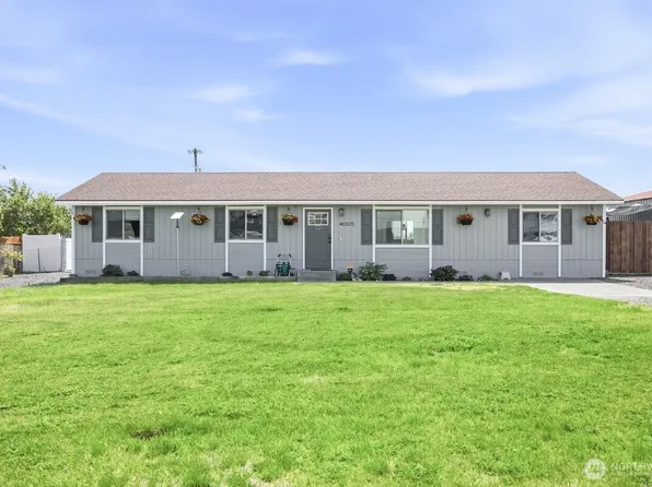 46505 W Paterson Ave, Paterson, WA 99345