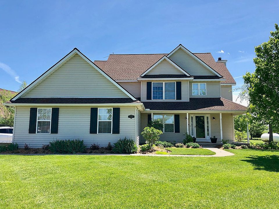1st image of 17195 Country Dr