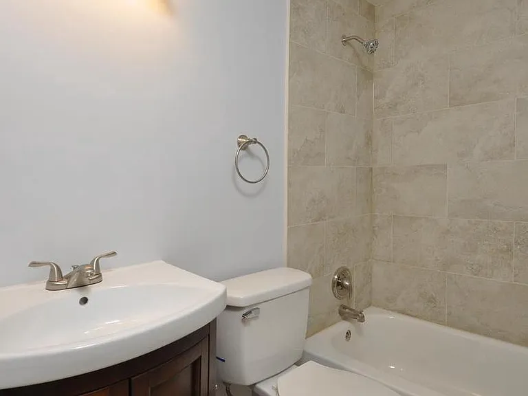 14006 Mapledale Ave — Photo 7